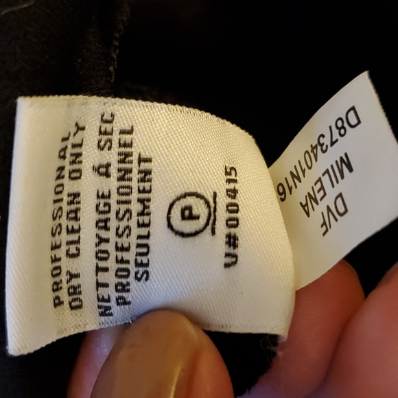 Diane Von Furstenberg | Black V-Neck Sheath Dress Sz 8 - Picture 11 of 11